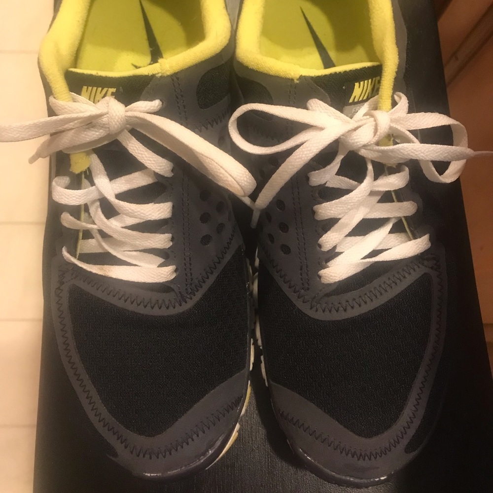 EUC Nike Free Run 5.0 Sz 8